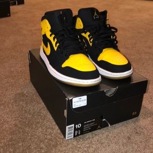 Air Jordan 1 mid “new love”